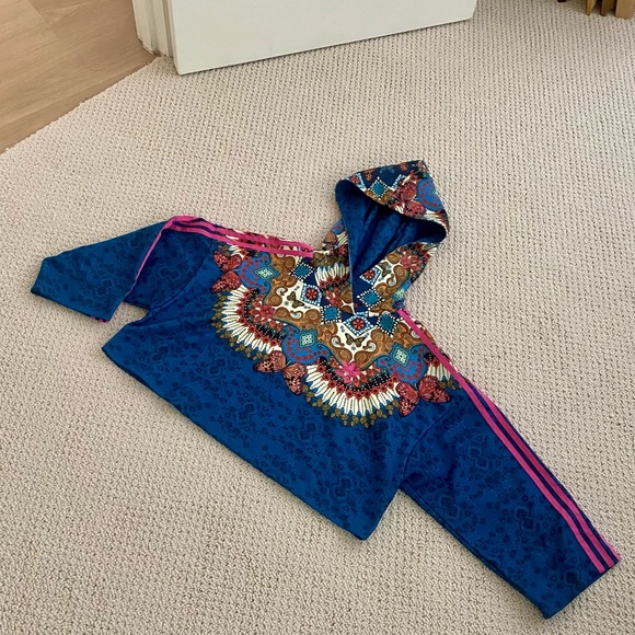 Adidas x Farm Rio Limited Edition Borbomix Cropped Hoodie - Picture 3 of 9